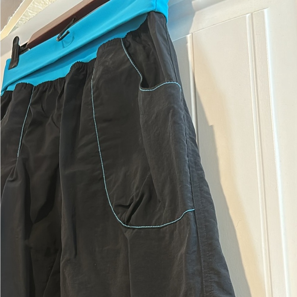 Zumba pants size Large